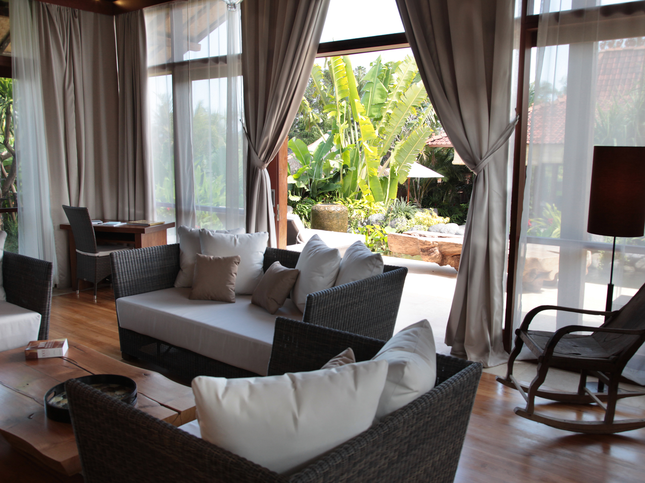 7. Villa Amy - Master bedroom living area - Dea Villas - Villa Amy, Canggu, Bali